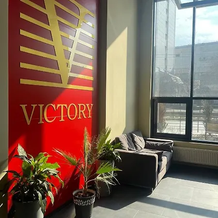 Апартаменты 1К В Новом Доме М. Вокзальная Kyiv Exterior photo