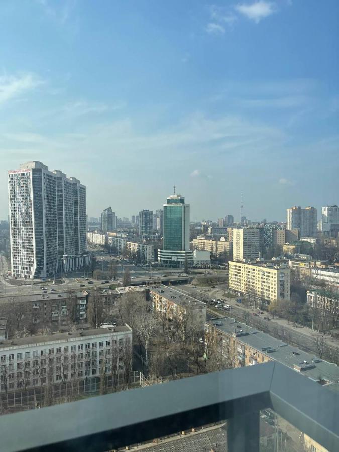 Apartment 1к в новом доме м. вокзальная Kyiv
